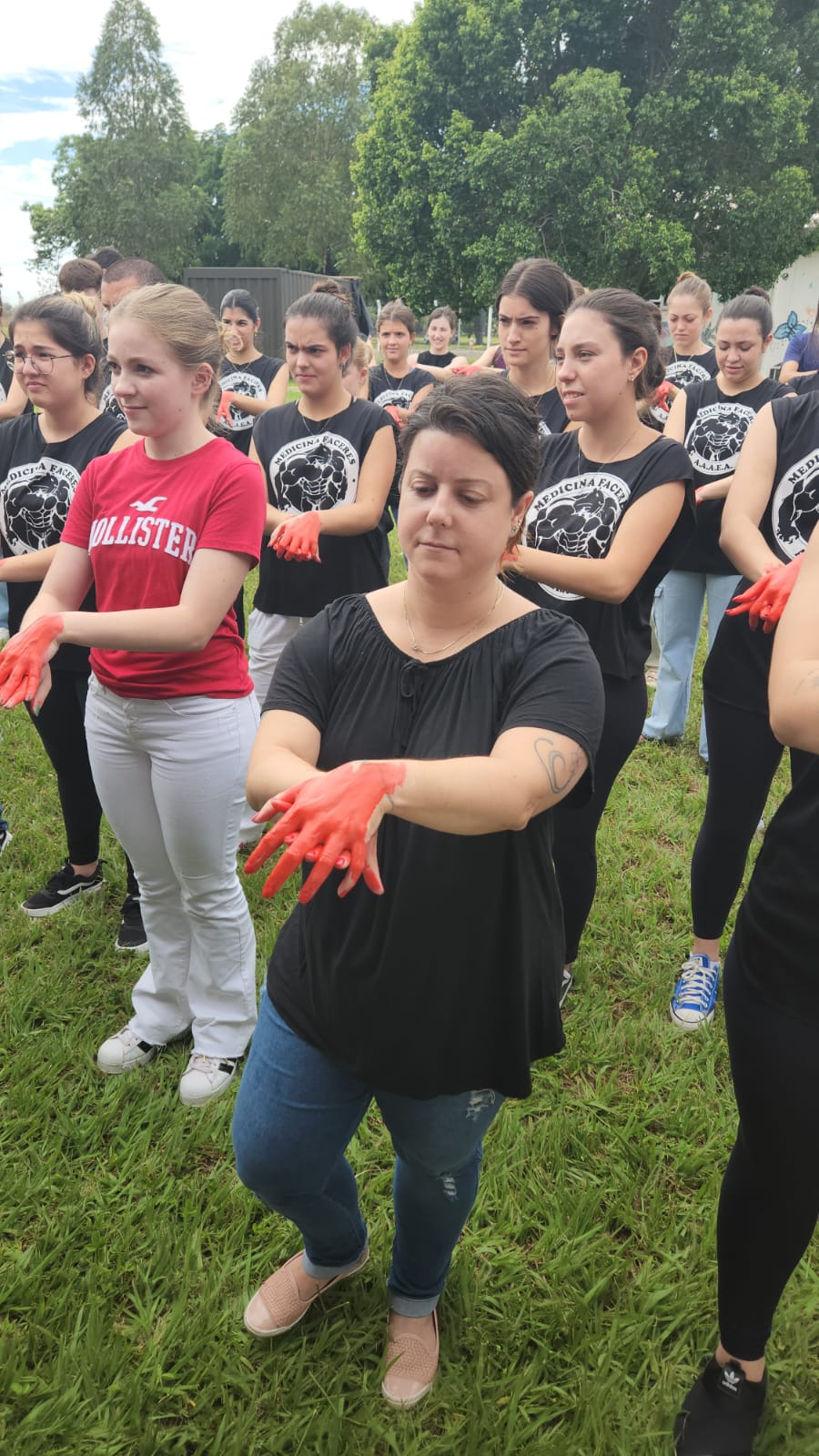 Fotos Divulga O M Os Vermelhas Aula Higieniza O M Os T Fe