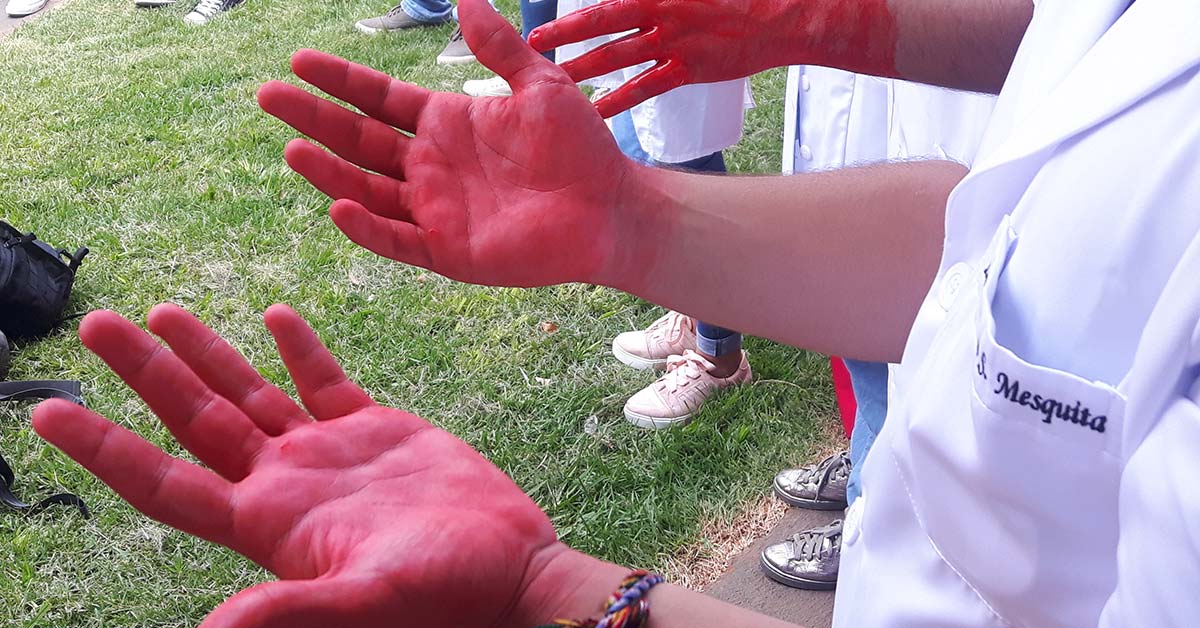 Campanha “Higienização das mãos” mobiliza alunos, professores e funcionários da FACERES