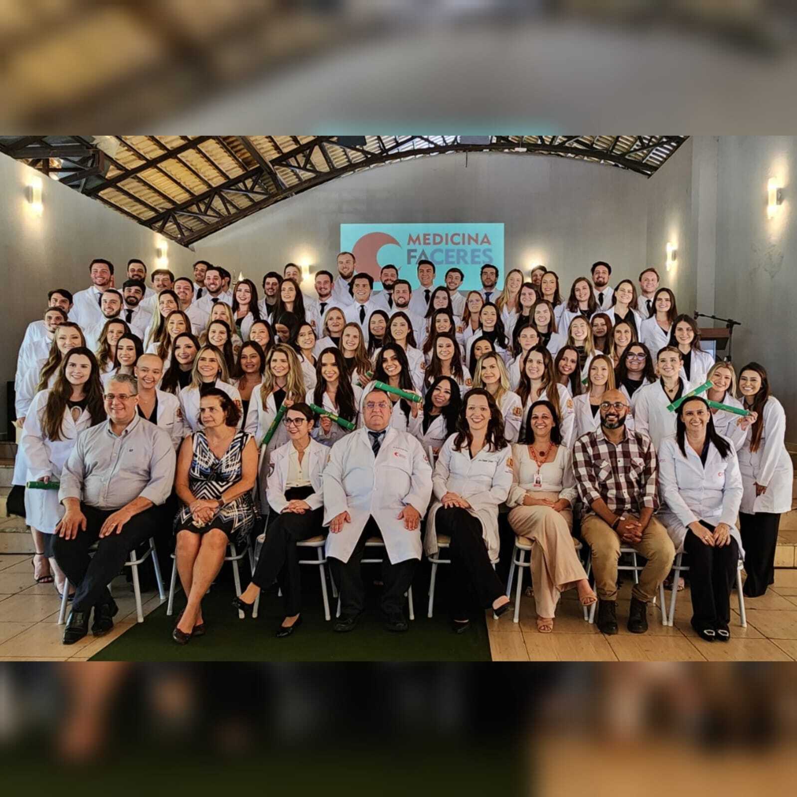 Faculdade de medicina FACERES comemora a formatura da 12ª turma de Medicina