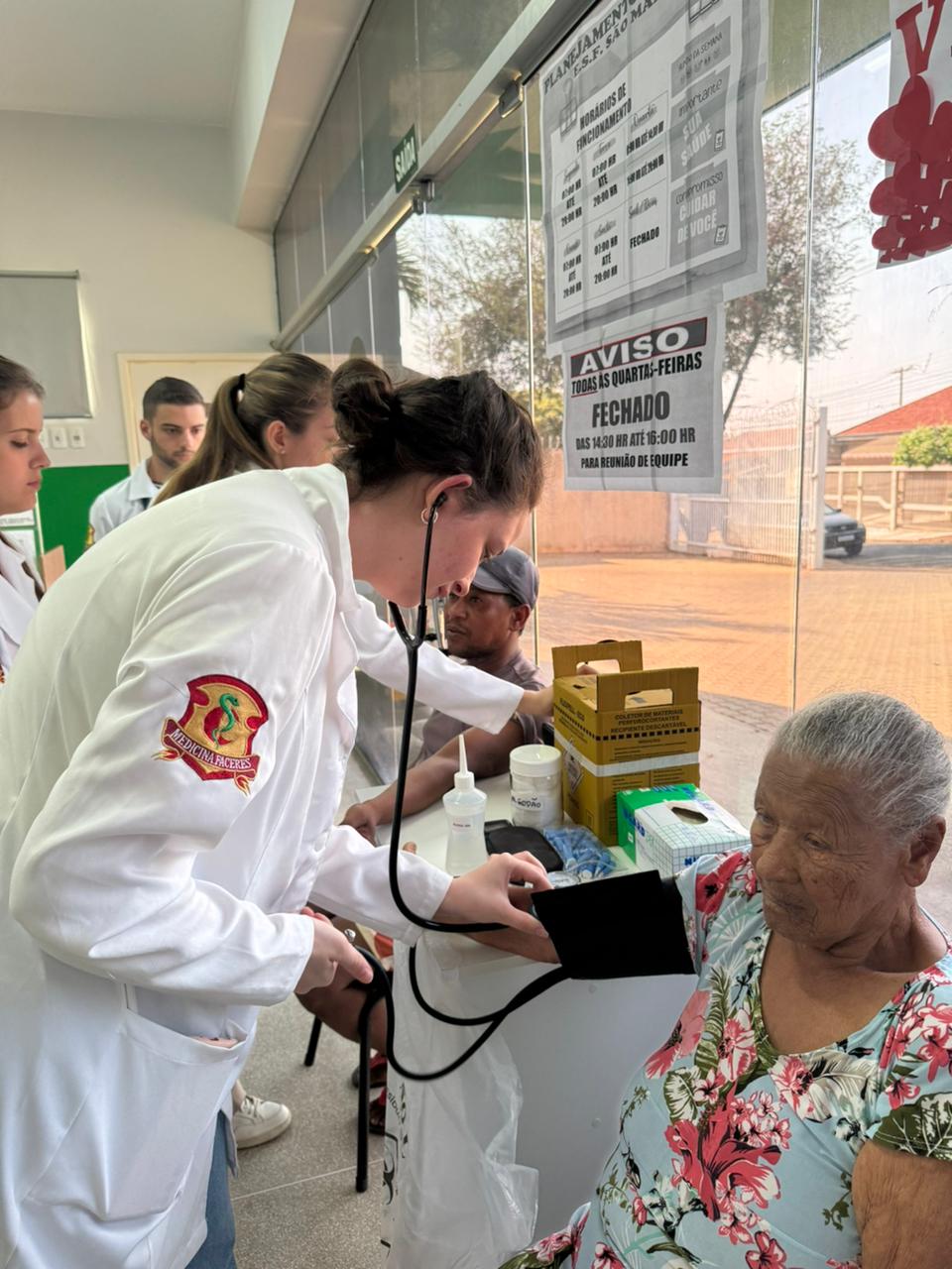 Alunos da Faculdade de medicina FACERES em ação pela saúde do coração