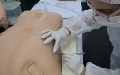 Alunos do curso de medicina da FACERES recebem certificações internacionais