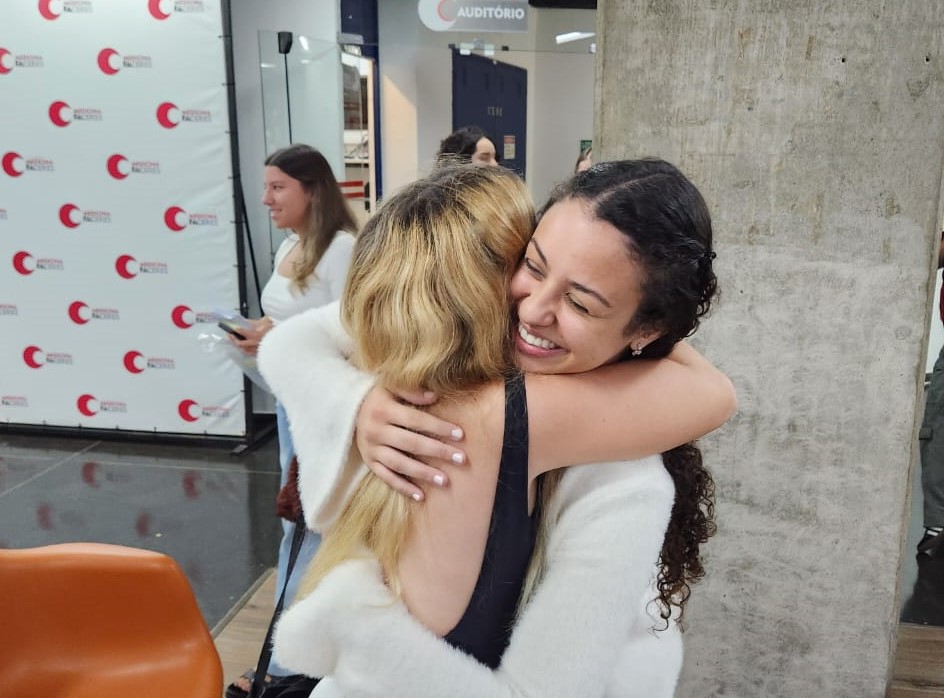 Início do semestre letivo na Faculdade de Medicina FACERES: recepção aos acadêmicos e Cerimônia do Jaleco Branco