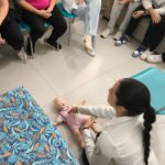 Capacitação da manobra de Heimlich (2)