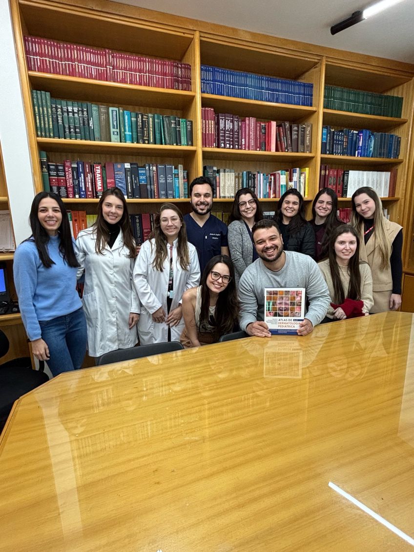 Trabalho da Faculdade de Medicina FACERES conquista 3º lugar em Simpósio Internacional de Dermatologia Pediátrica Trabalho da Faculdade de Medicina FACERES conquista 3º lugar em Simpósio Internacional de Dermatologia Pediátrica