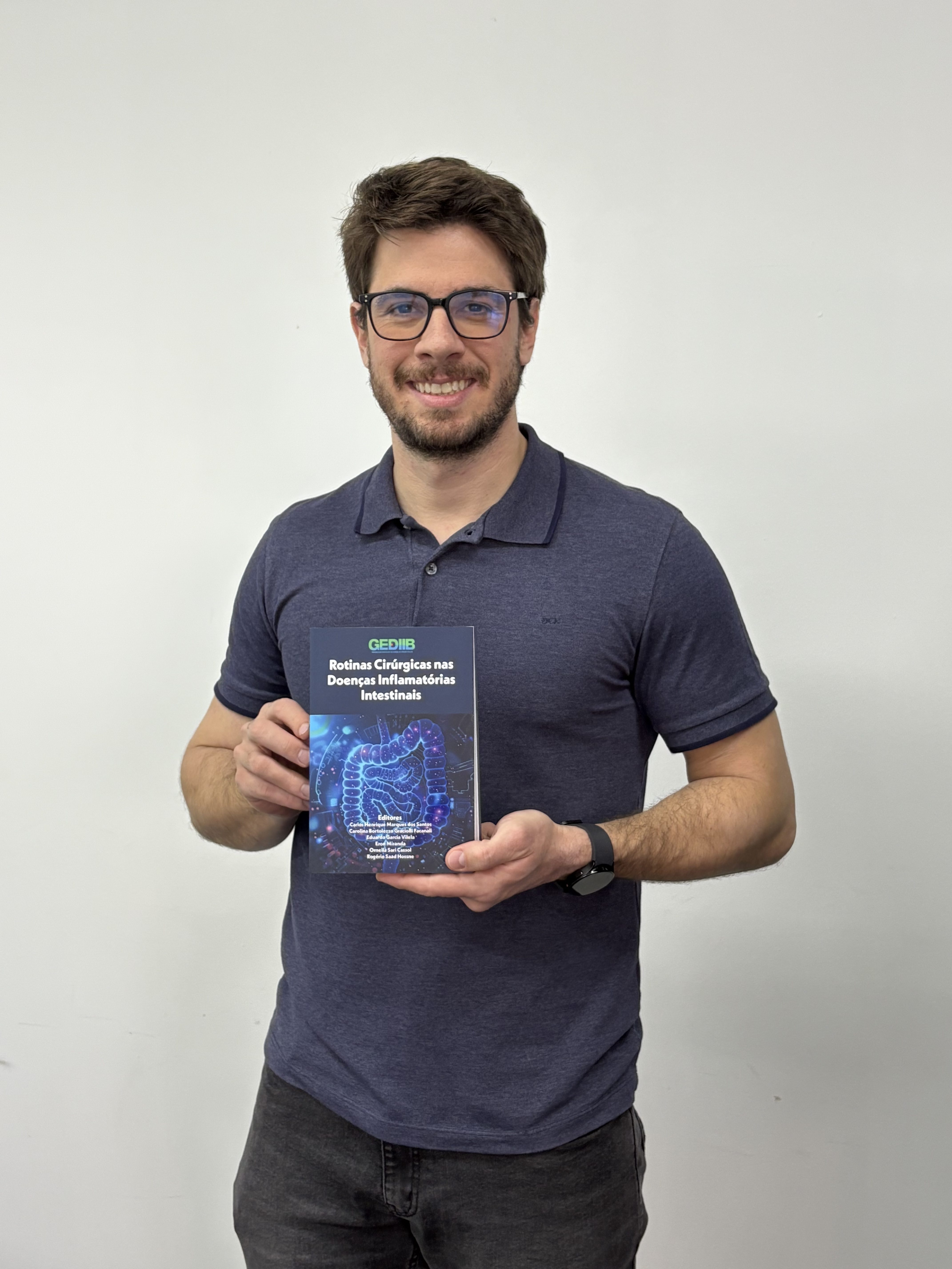 Professor da Faculdade de medicina FACERES participa de obra sobre rotina cirúrgica em doenças inflamatórias intestinais Professor da Faculdade de medicina FACERES participa de obra sobre rotina cirúrgica em doenças inflamatórias intestinais