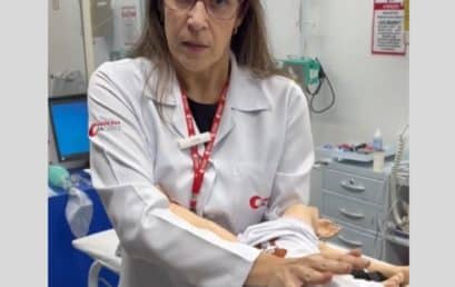 American Heart Association atualiza manobra de desengasgo; professora da Faculdade de Medicina FACERES explica mudanças nas diretrizes